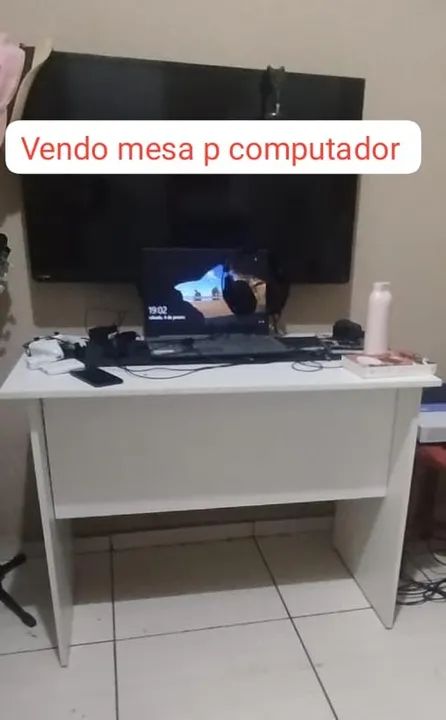 Mesa de Escritório de Madeira