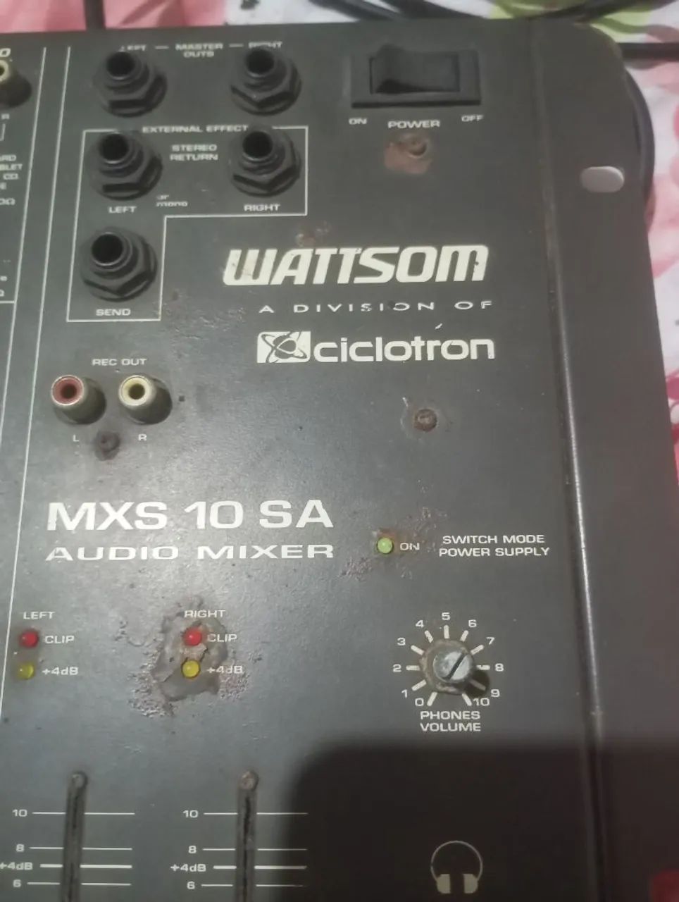 Duas mesas analógica 64318190039809122