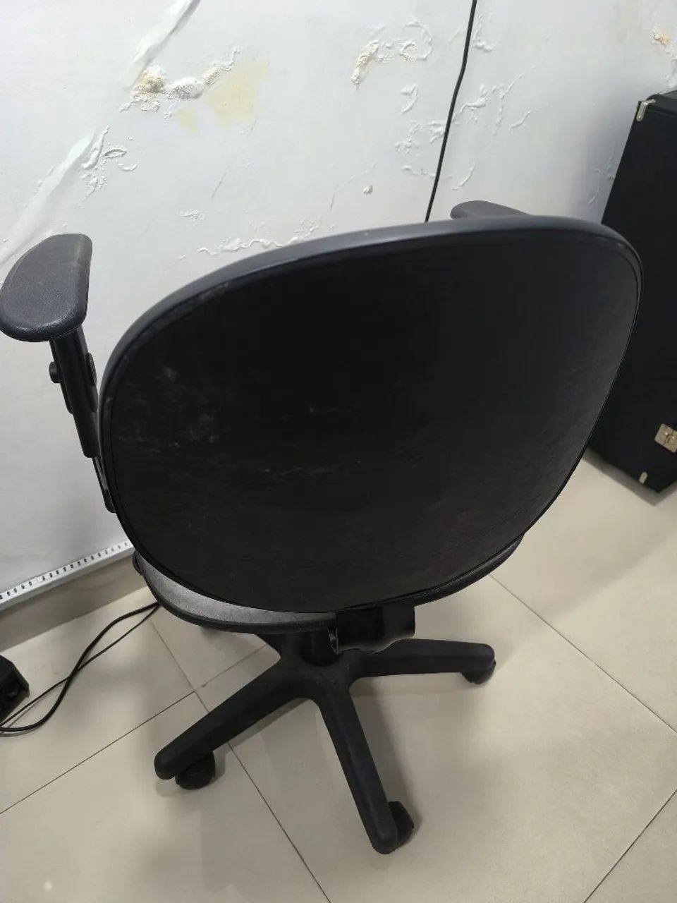 Cadeira de Escritório Cinza - Foto 4