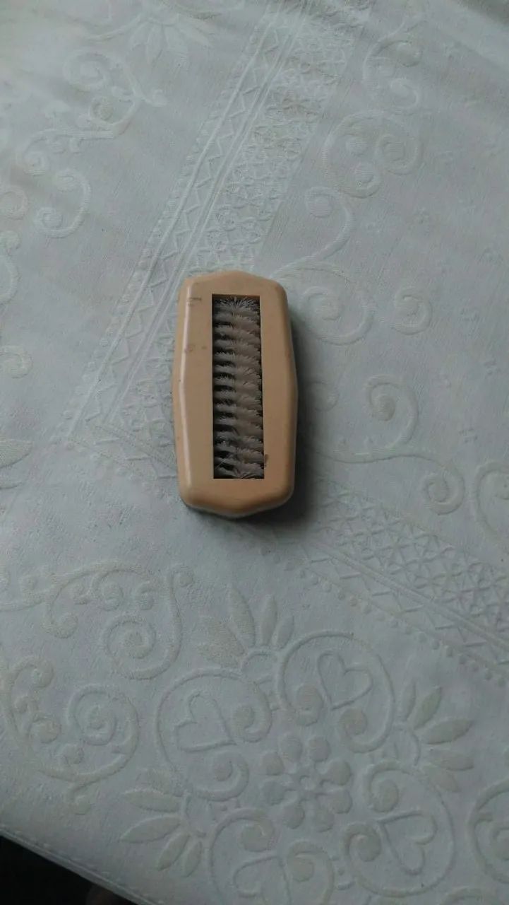 Escova de limpeza antiga