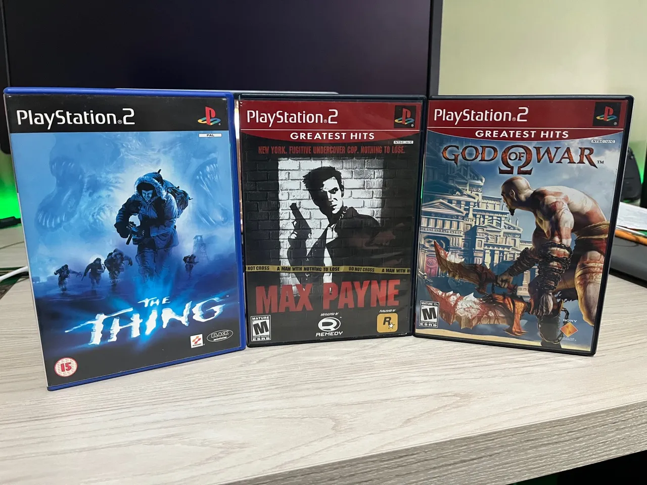 Jogos de Playstation 2: The Thing, Max Payne e God of War