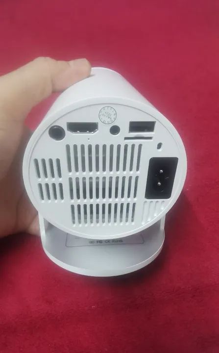 Projetor LED Portátil - NOVO - Foto 3