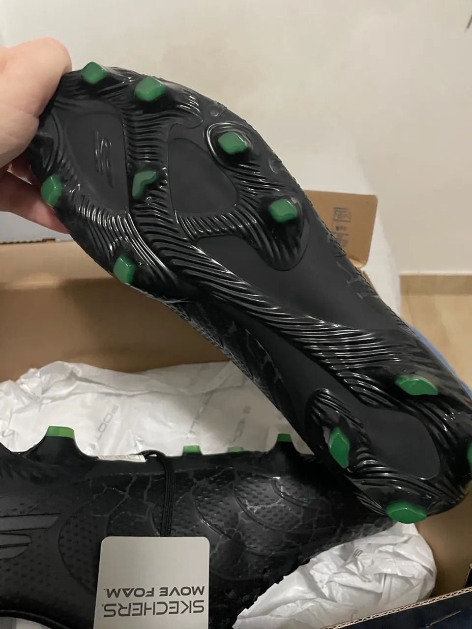 Chuteiras de Futebol Skechers - Tam42 1.5 academy FG NOVA  - Foto 5