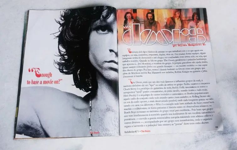 Revista The Doors: A história da banda que marcou uma geração! Ano 1 / n°1 - Sampa - Foto 4