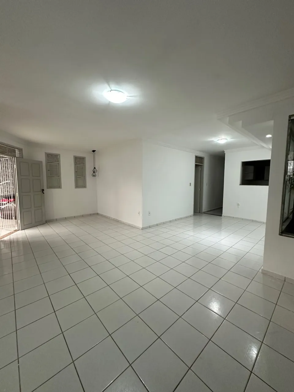 CASA 4/4 EM CAPIM MACIO