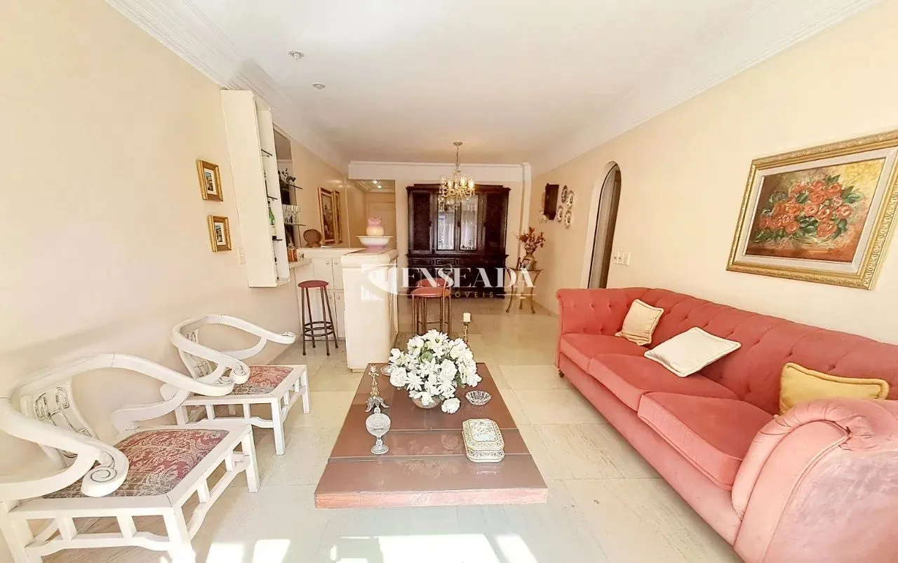 Imperdível apartamento à venda na Praia do Canto: 3 quartos, 1 suíte, 2 salas, 3 banheiros