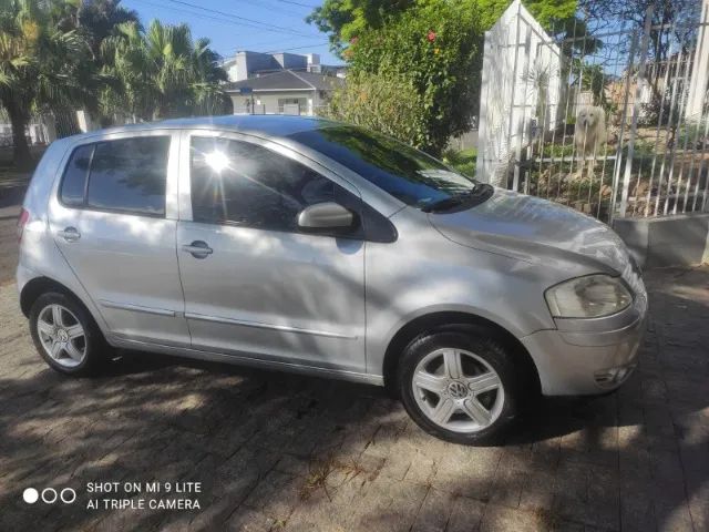 Volkswagen Fox Plus 1.6mi/ 1.6mi Total Flex 8V 4P 2005 - Foto 2