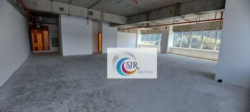 Conjunto 538 m² - Edifício Triple A - Brooklin - São Paulo/SP