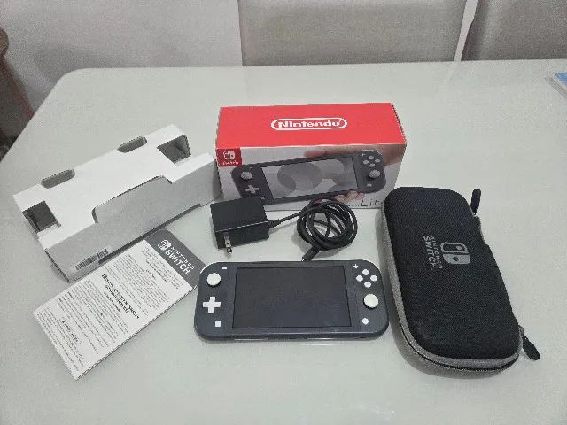 Nintendo Switch Lite Cinza + Caixa + Case Oficial + Carregador
