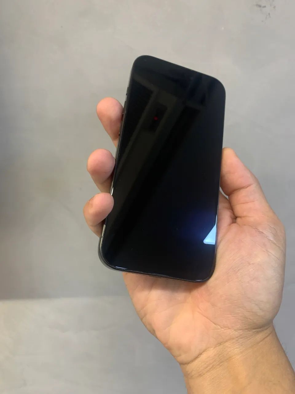 iPhone 15 Pro 128 GB - Titânio Preto