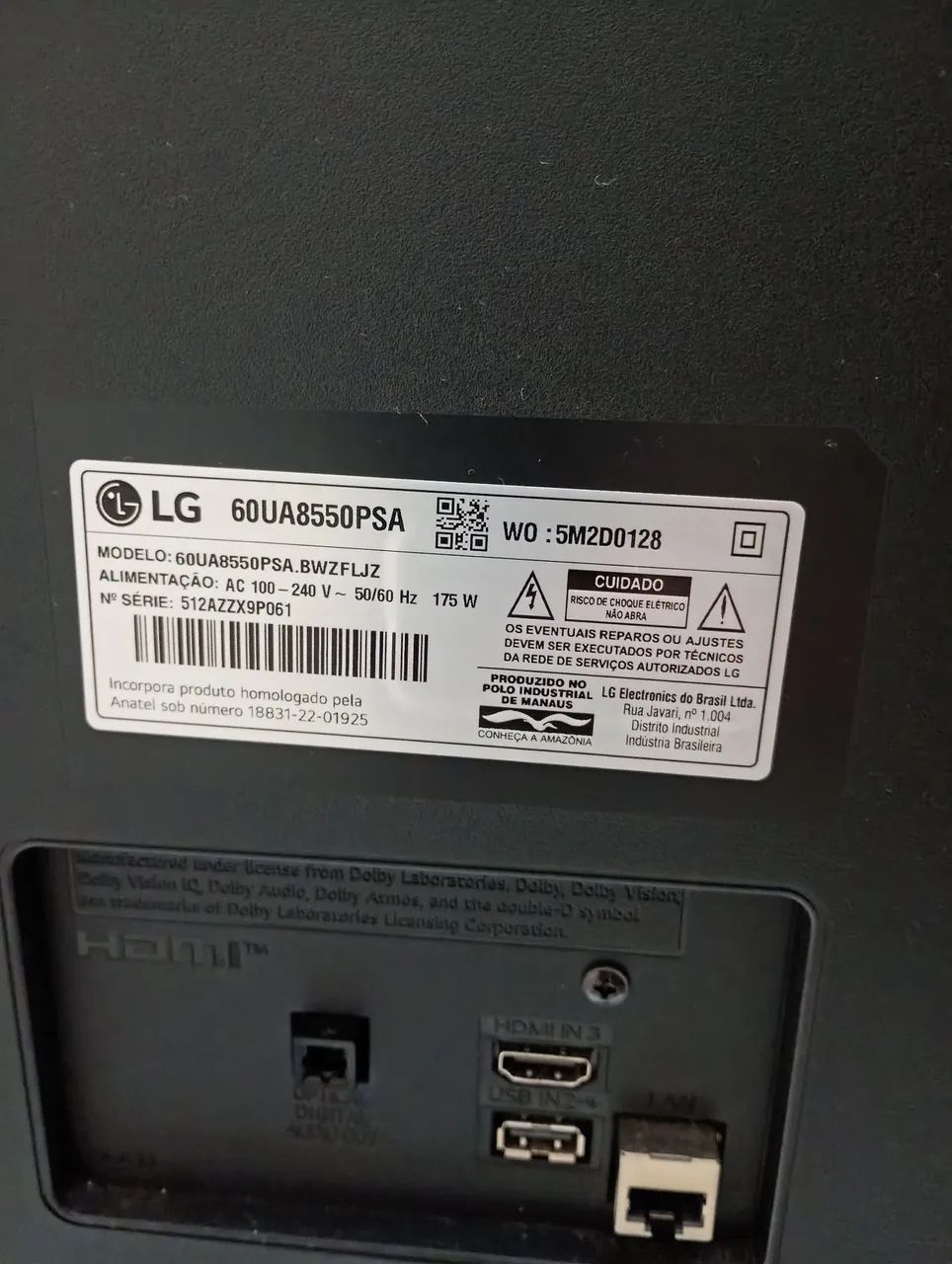 Vendo tv com tela quebrada 