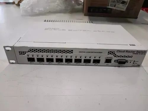 switch de rede inteligente MikroTik Crs309-1G-8S com dual-core 