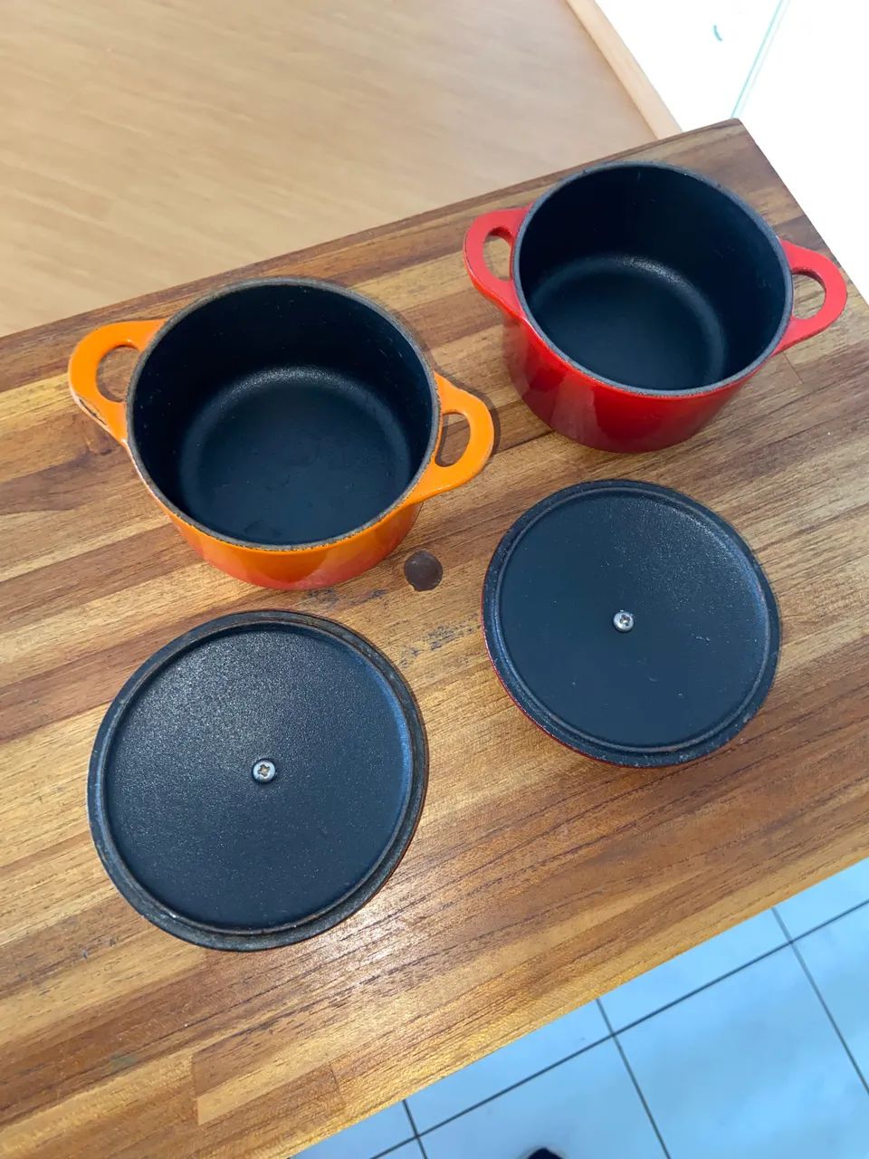 2 Cocottes Le Creuset Originais em Ferro Fundido - Vermelha e