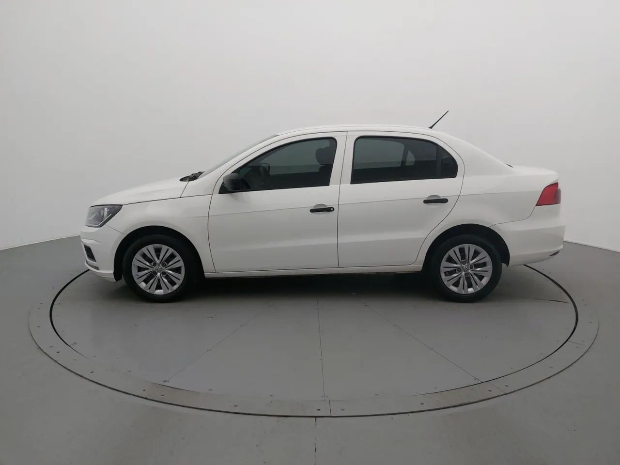 Volkswagen Voyage 1.0 Flex 12V 4p, foto 2 de 16