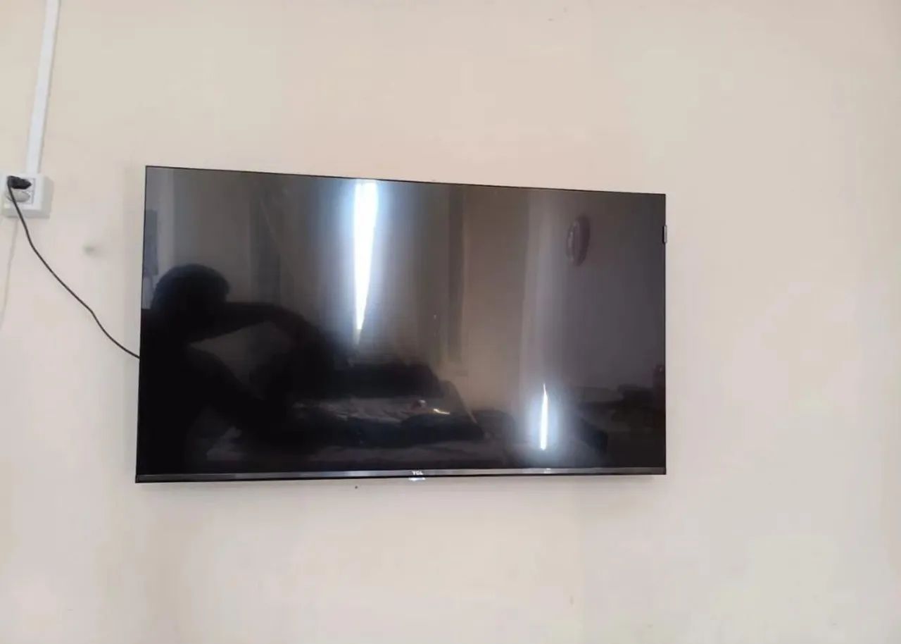 Vendo TV, nova 3 meses de uso  - Foto 4