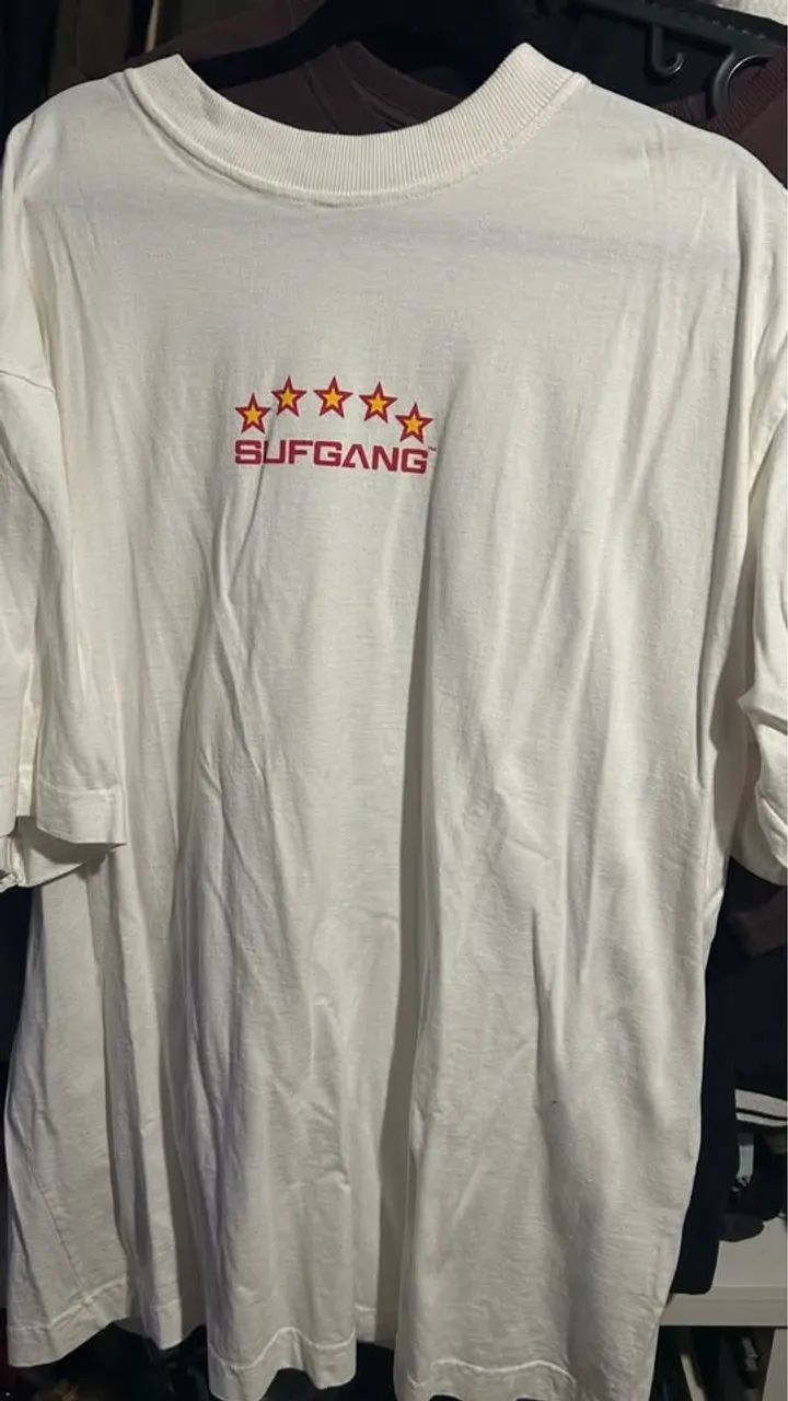 Camiseta sufgang skull off white 