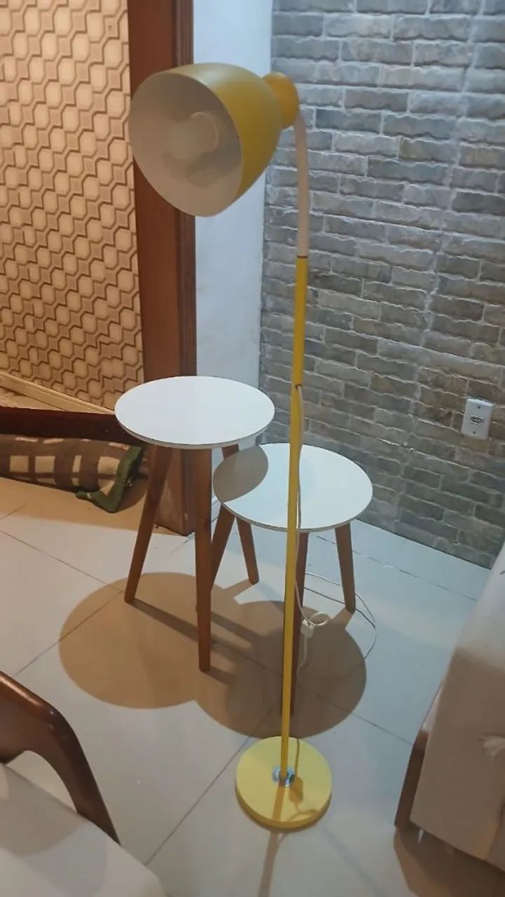Luminária alta - Perfeito estado - Foto 2