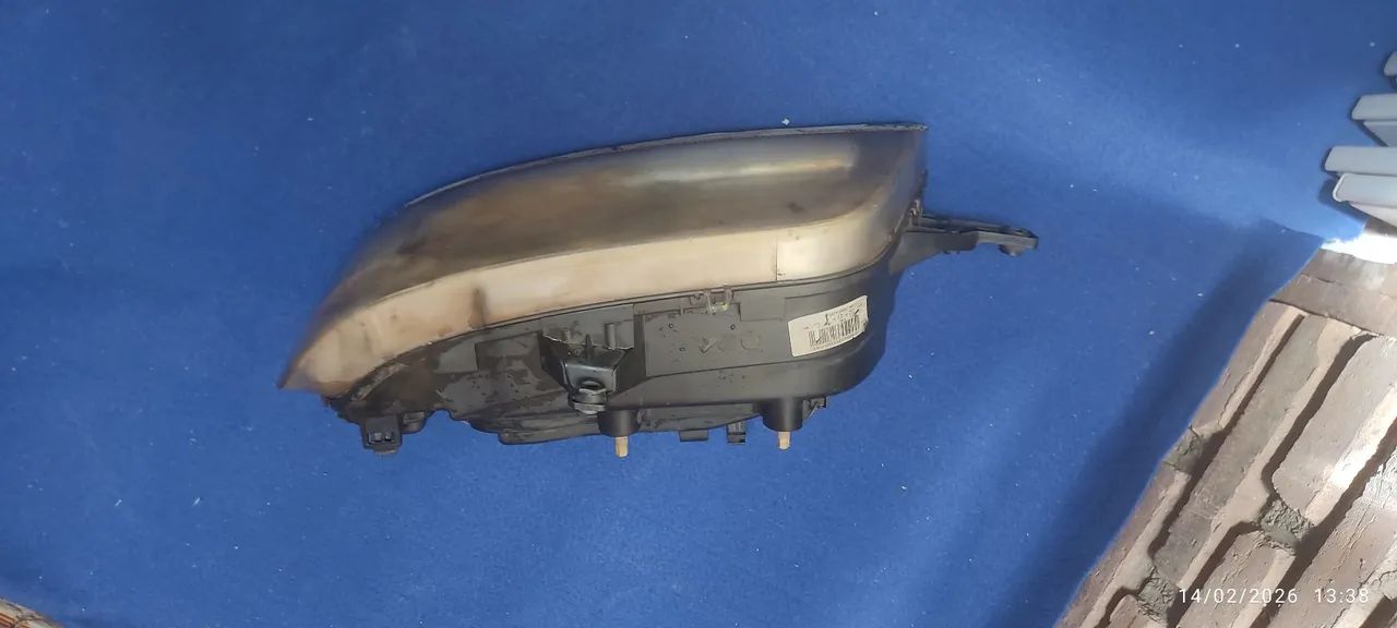 Farol dianteiro lado esquerdo Ducato 2012 usado  - Foto 3