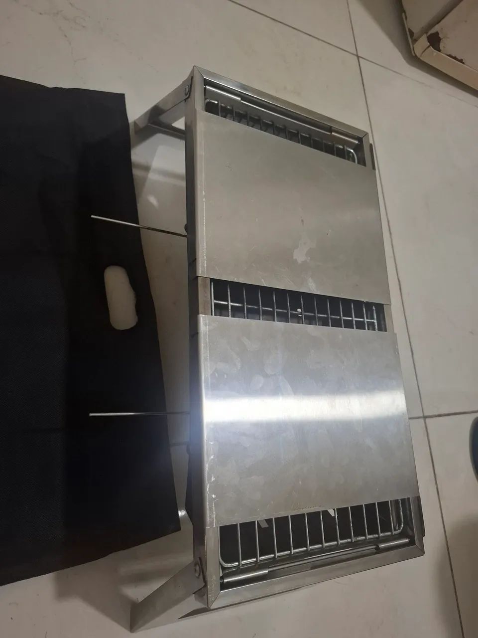 Churrasqueiro portátil de inox - Foto 3