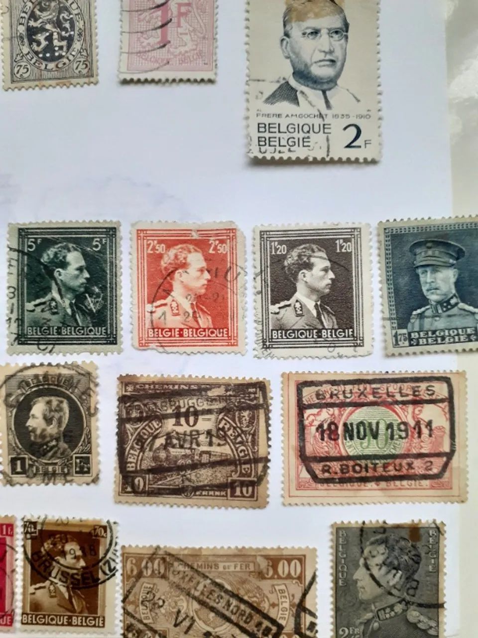 LOTE COM 31 SELOS BÉLGICA.  - Foto 4