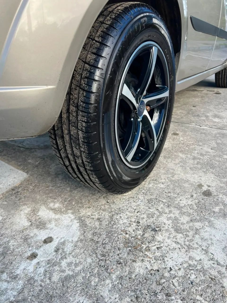 Ford Fiesta 1.0 8V Flex/class 1.0 8V Flex 5P 2012 - Foto 3