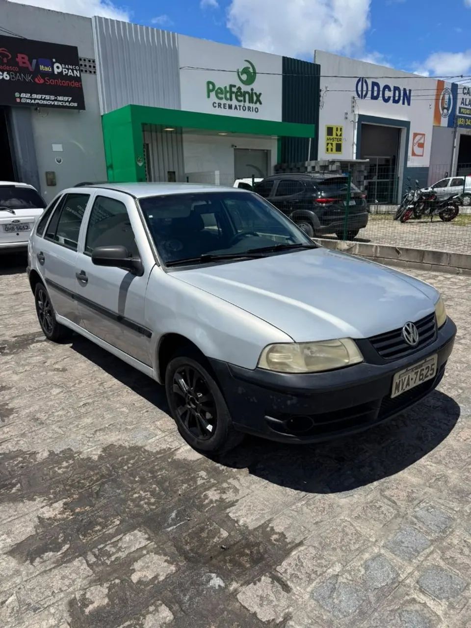 Volkswagen Gol Geração III Plus 1.0 MI 16V Gasolina Mec. 4P 2004