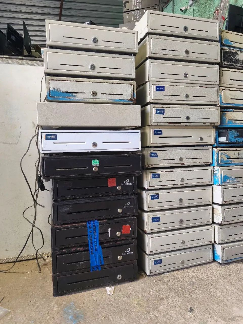 Lote com 35 gavetas caixa para reformar - Foto 4
