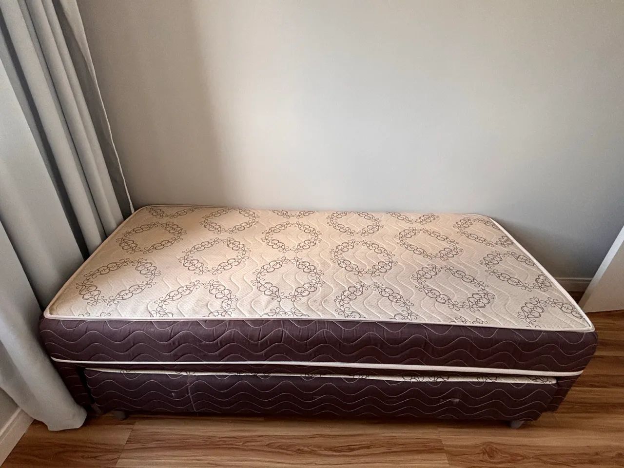 Cama conjugada solteiro