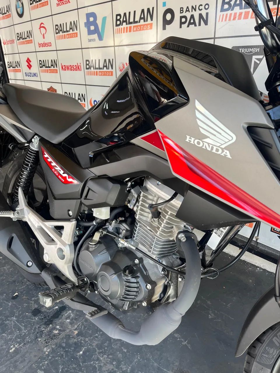 TITAN 160 ABS 2026 - Foto 4