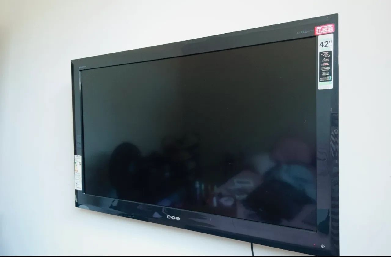 TV Digital CCE 42 - Foto 3