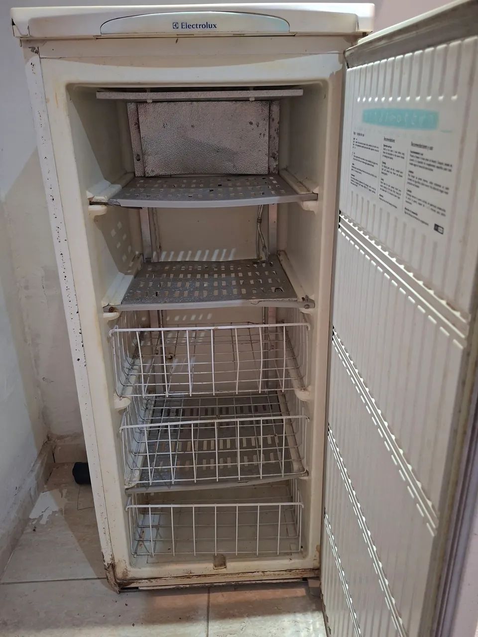 Freezer vertical 