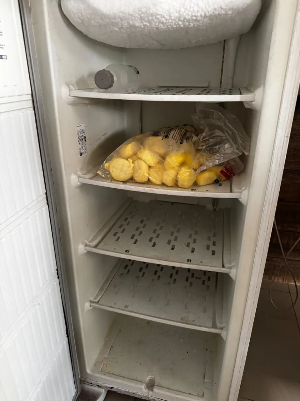  FREEZER À VENDA ELETROLUX - Foto 2