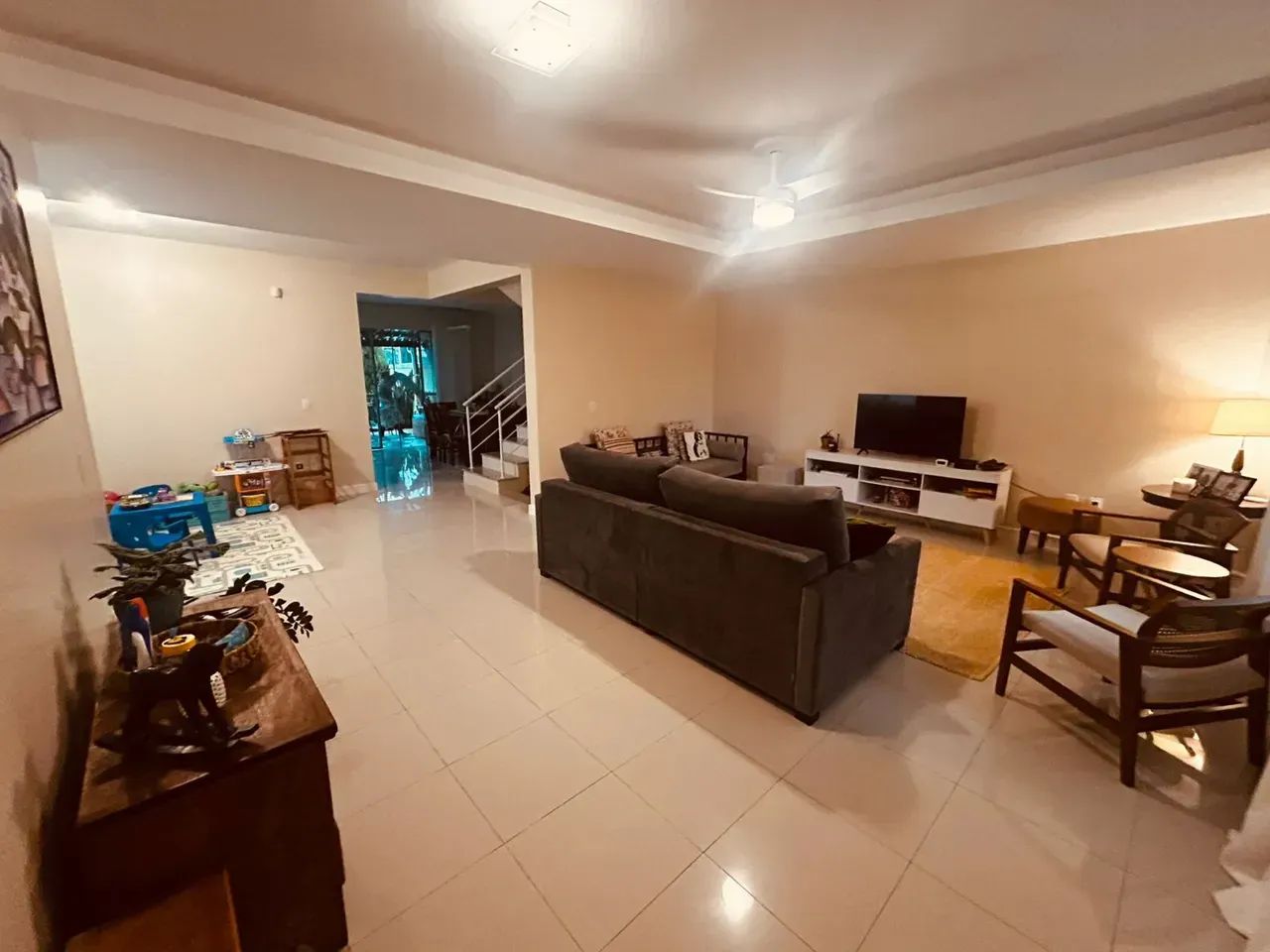 Imóvel para venda tem 191 metros quadrados com 4 quartos em Itacorubi - Florianópolis - SC - Foto 2