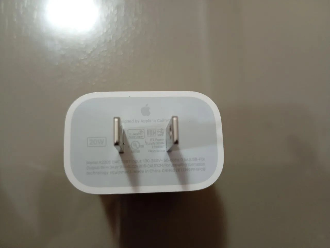Carregador de tomada USB-C de 20W Apple Autêntico Original 
