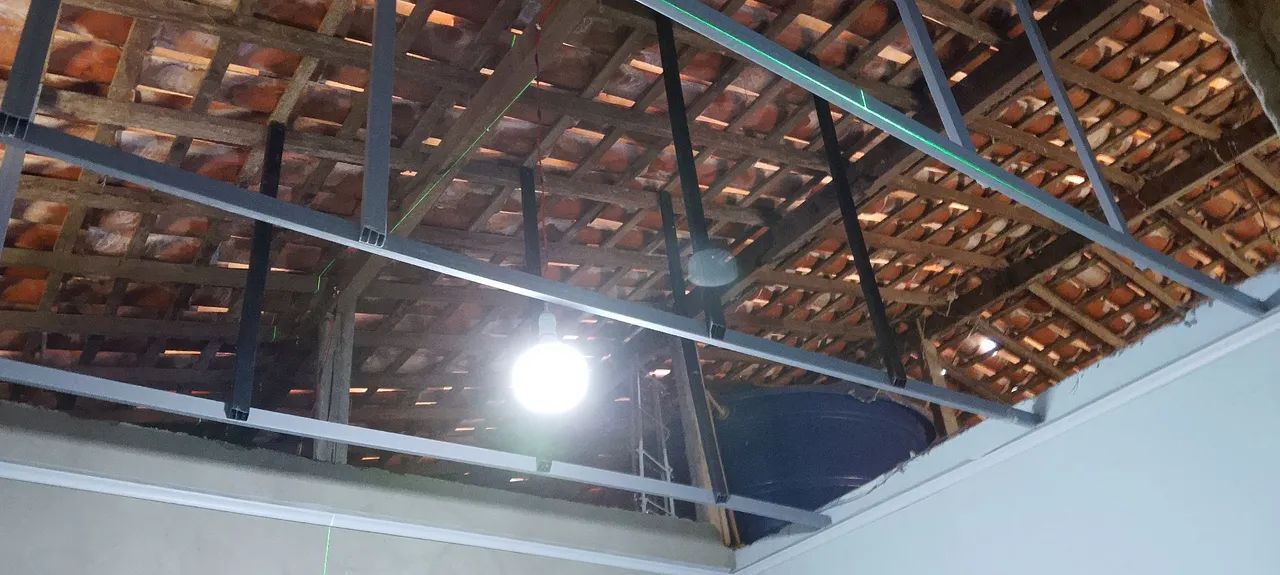 Reformar e instalação de forro PVC  - Foto 5