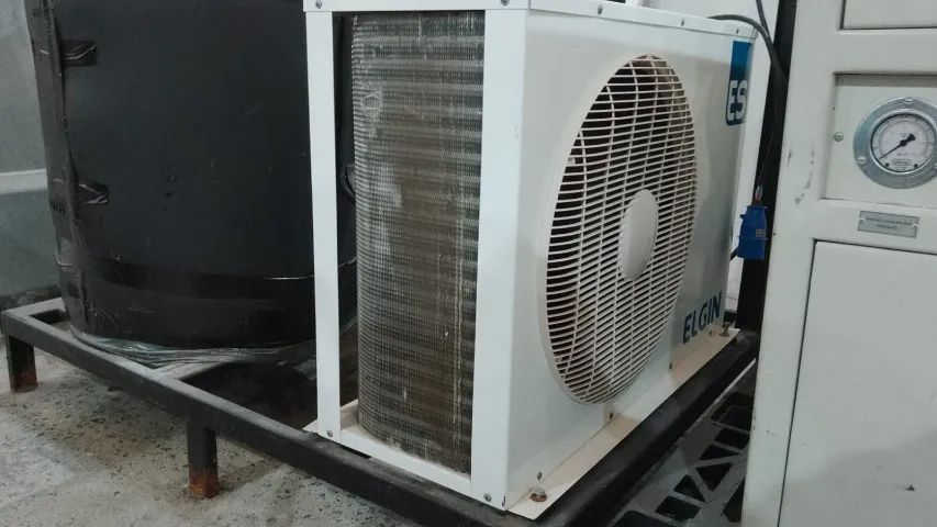 Chiller Elgin com reservatório 300L - 4.000Kcal