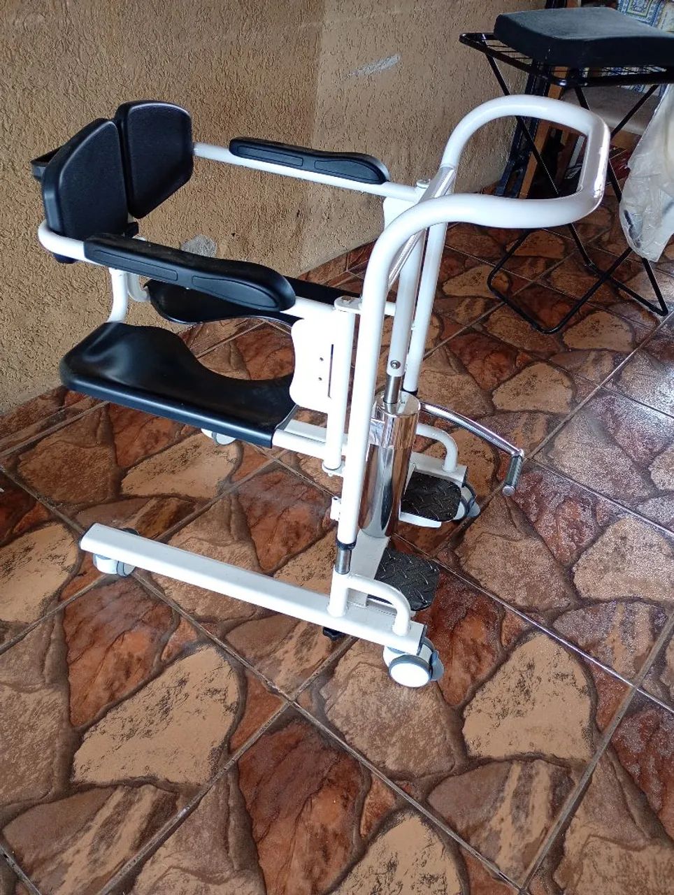 Cadeira de Transferência  - Foto 4