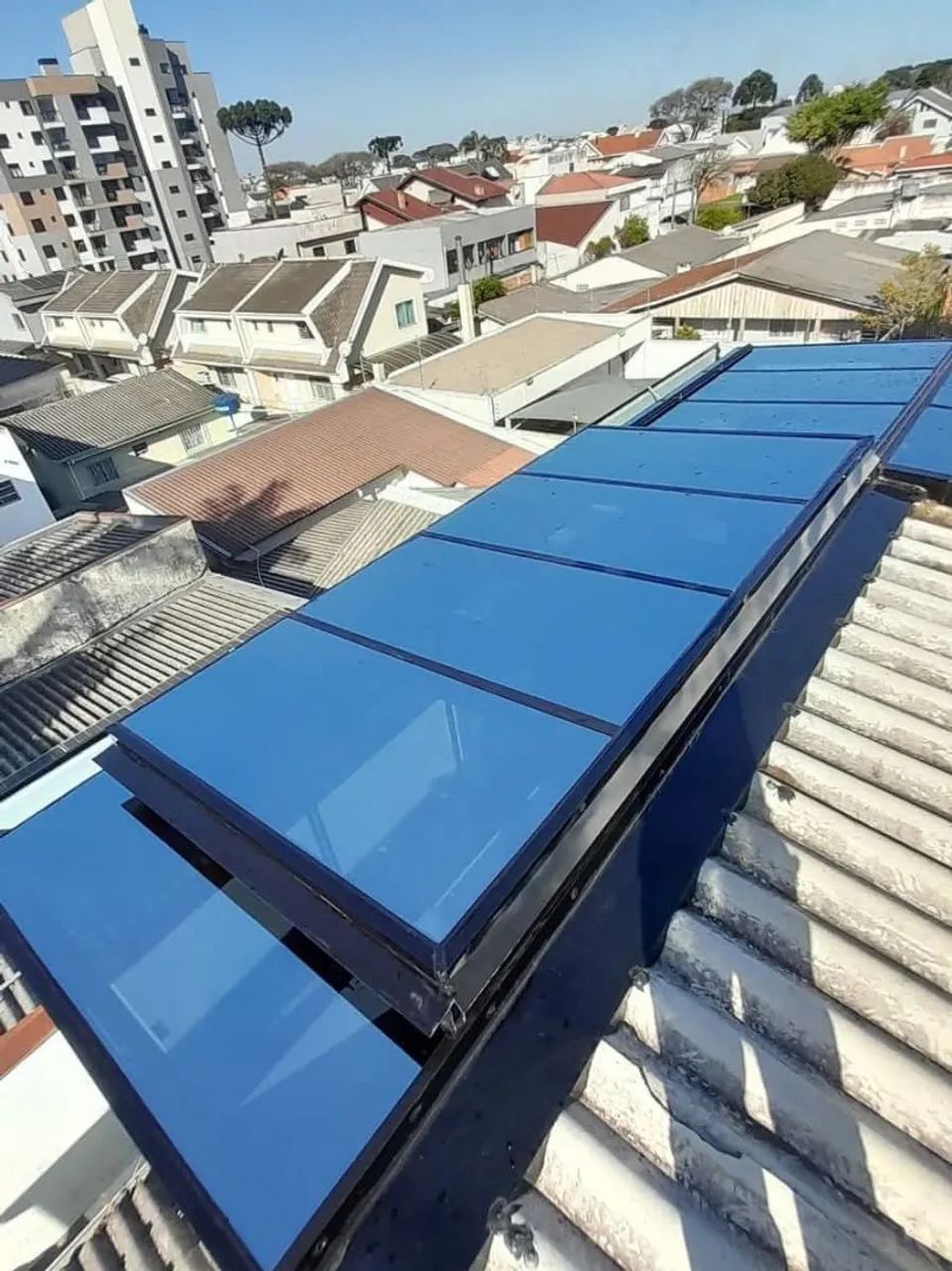 Cobertura fixa e retrátil de vidro .. policarbonato e telha termacustica 