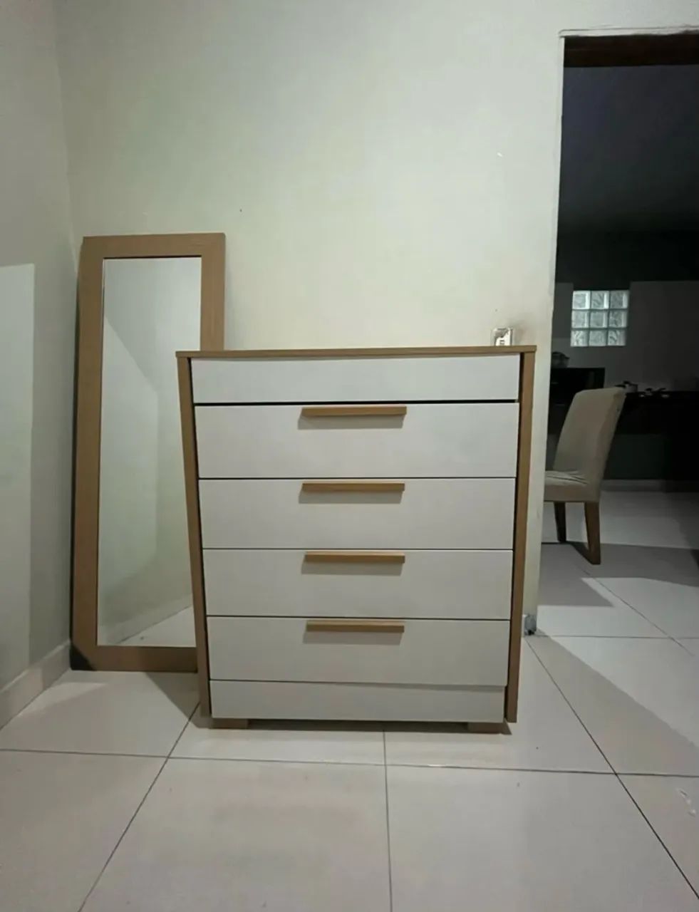 CÔMODA E ESPELHO  - Foto 3