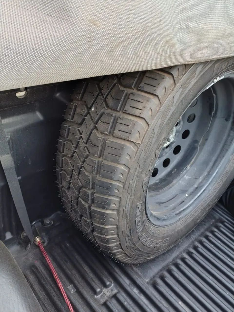 Fiat Strada Adventure1.8/ 1.8 Locker Flex CD 2013 - Foto 5