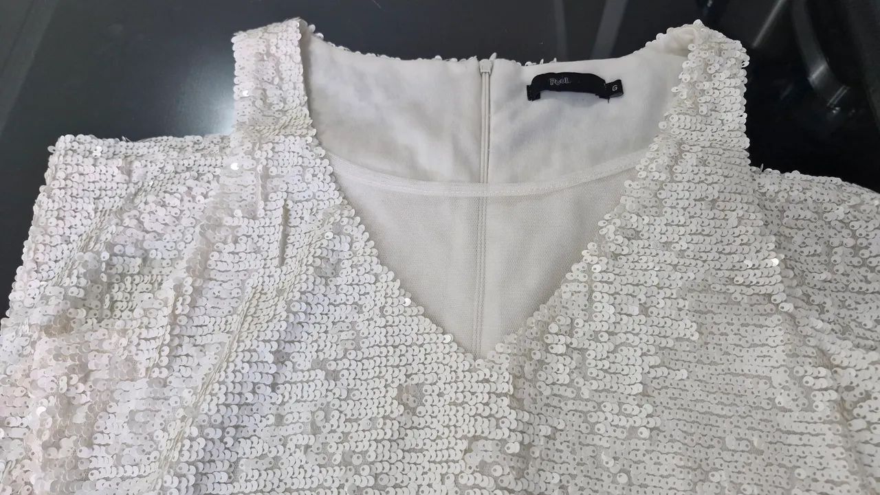Vestido branco de paetê - Foto 3