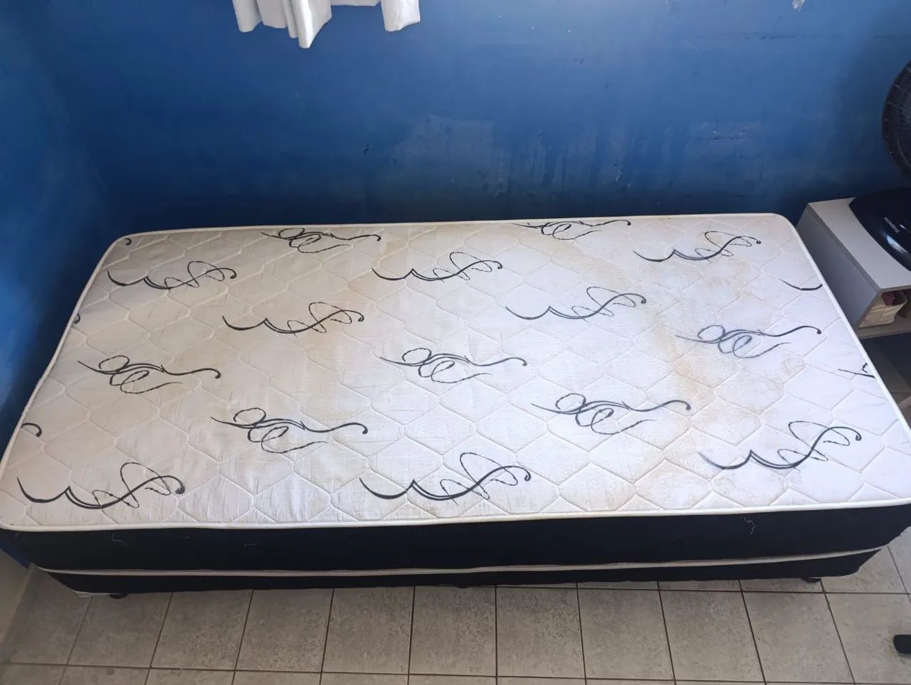 Cama de solteiro 