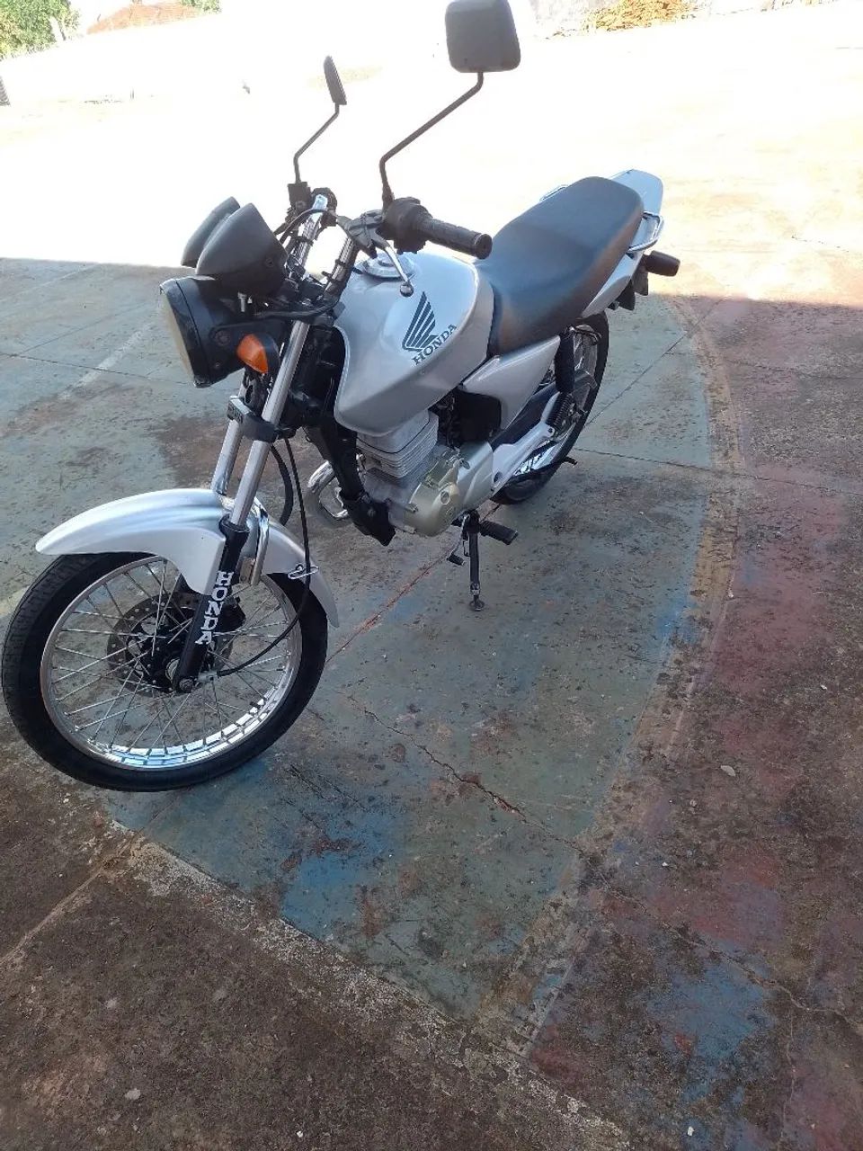 Titan 150 ESD - Foto 2