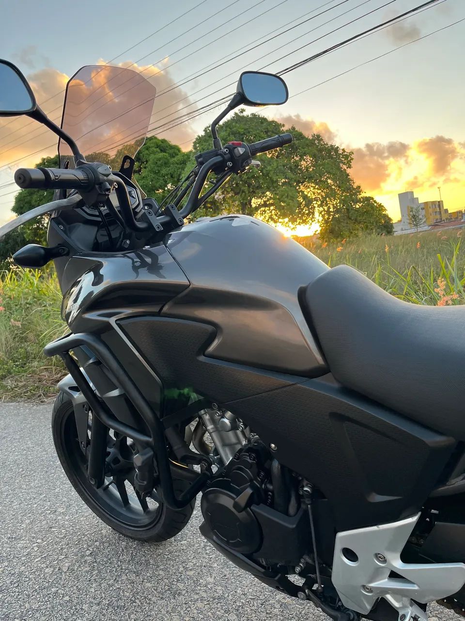 CB 500x extremamente conservada e baixa quilometragem!