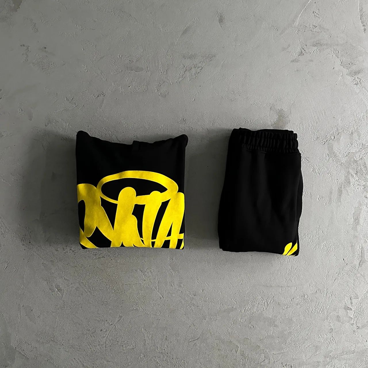 SYNA: Black & Yellow Edition. ? - Foto 5
