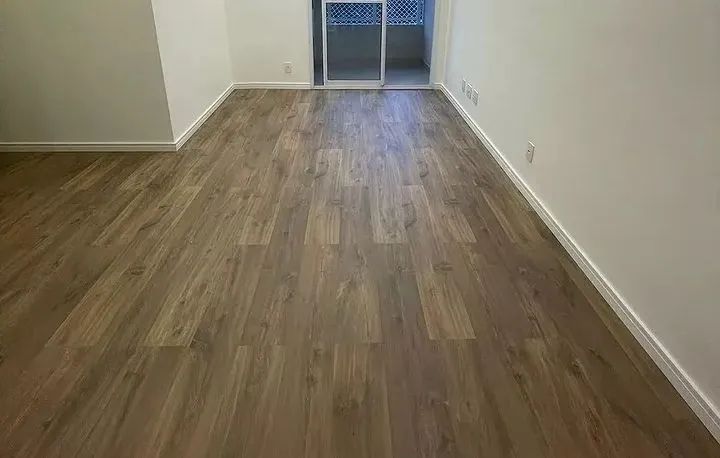 Instalador de Piso Vinílico e Laminado