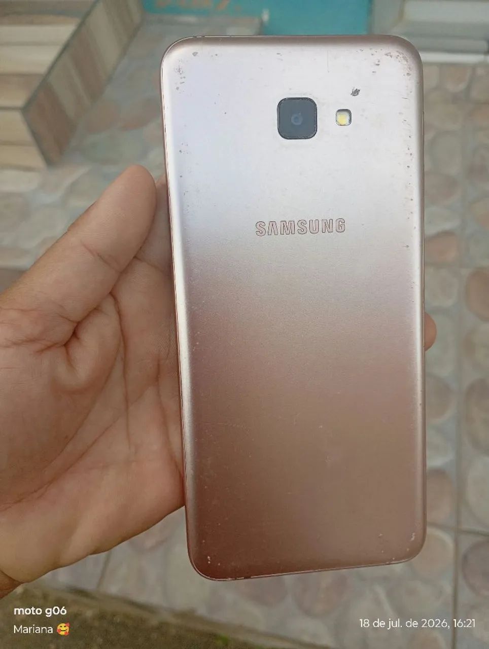 Samsung Galaxy j4 32 gigas  - Foto 2