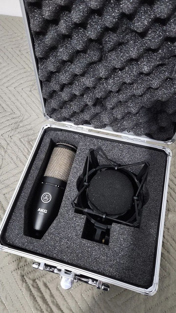 Microfone Condensador AKG P220 - Foto 2