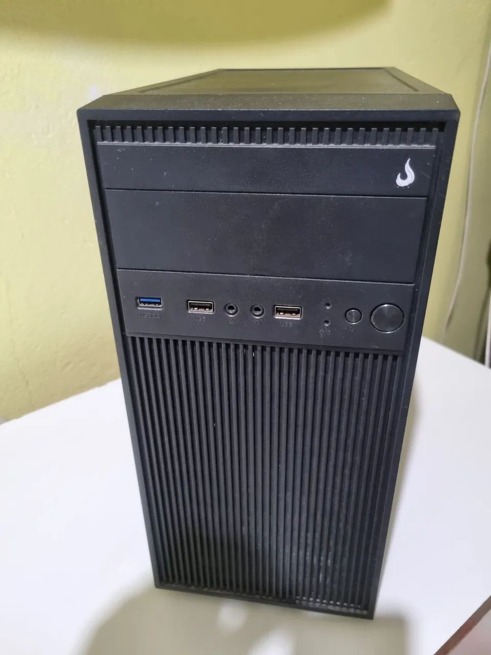 Gabinete RISE MODE - Foto 2
