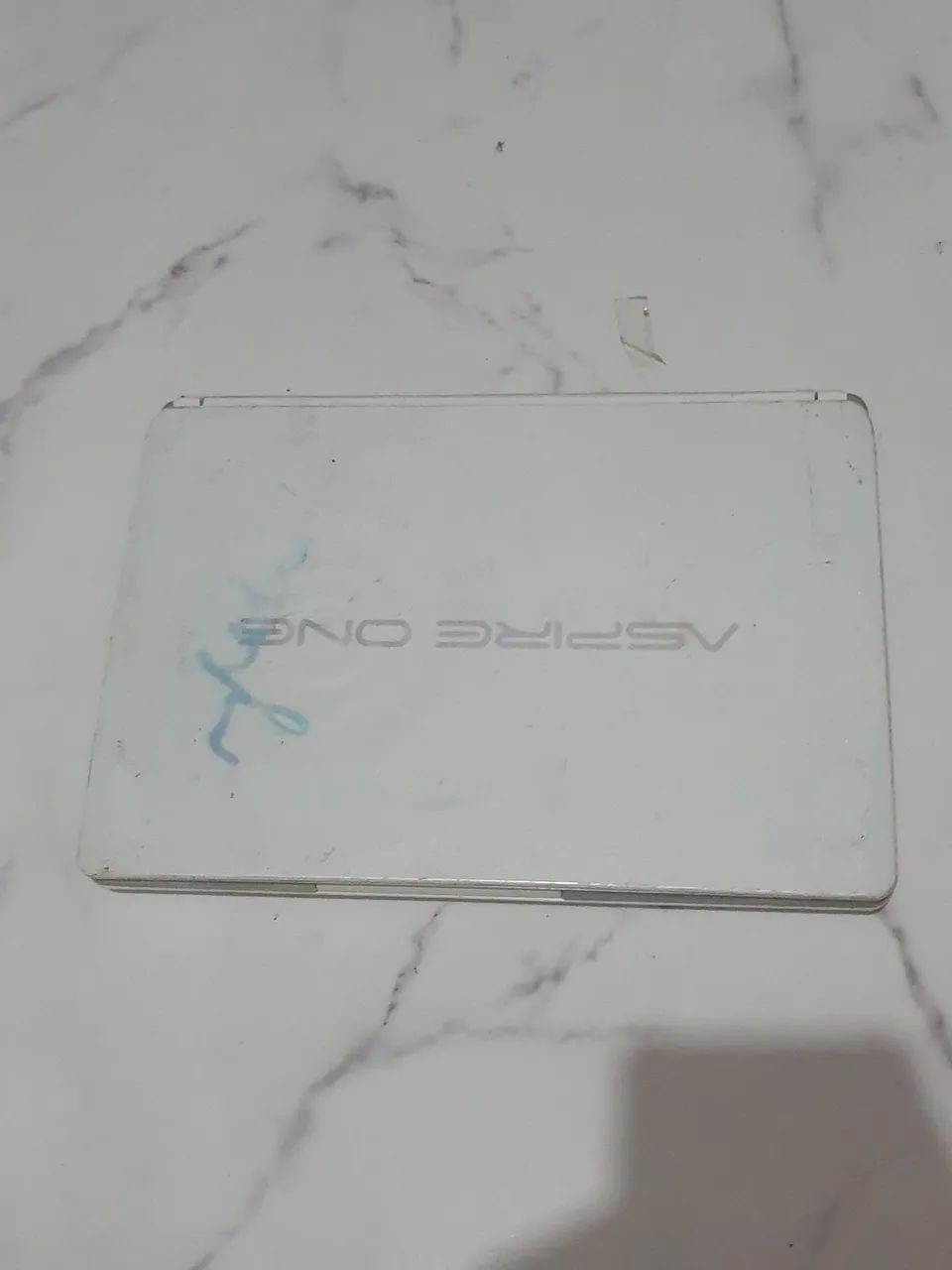 Netbook aspire one d270-1437 com defeito para uso de peças o - Foto 2